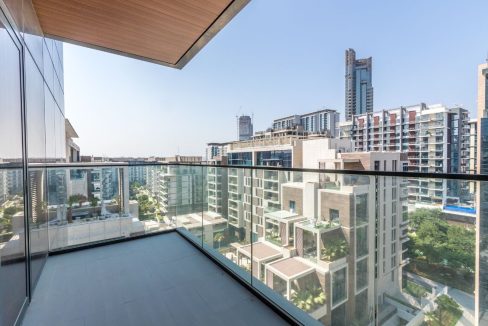 Live Modern | Stunning 2BR in Kensington Waters-14
