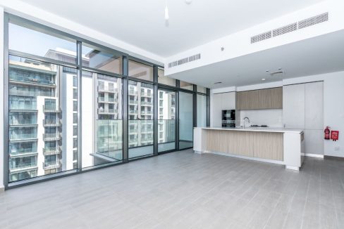 Live Modern | Stunning 2BR in Kensington Waters-1