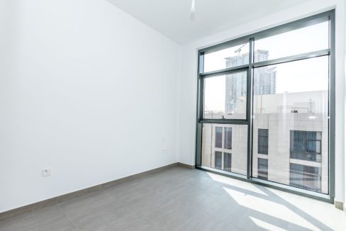 Live Modern | Stunning 2BR in Kensington Waters-7