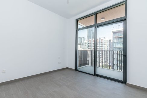 Live Modern | Stunning 2BR in Kensington Waters-9