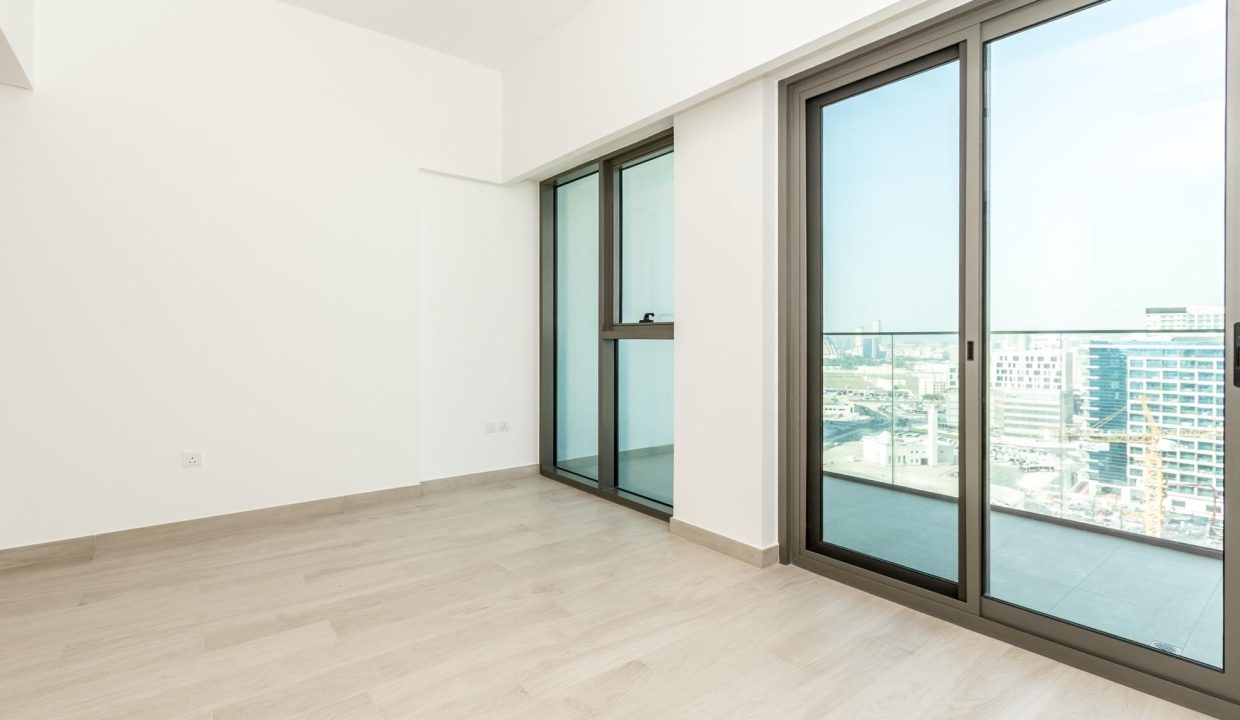 Stunning Studio in Fawad Azizi |partial Canal view-1