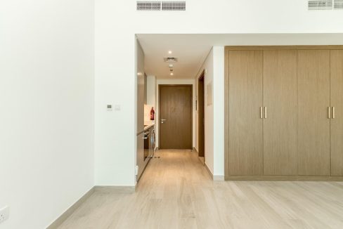 Stunning Studio in Fawad Azizi |partial Canal view-5