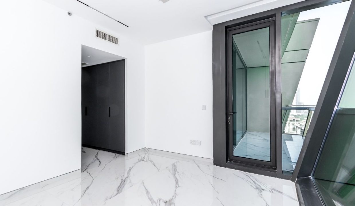 2 BR| Fully Upgraded | Burj Khalifa View-11