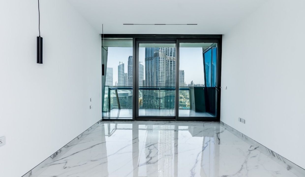 2 BR| Fully Upgraded | Burj Khalifa View-12