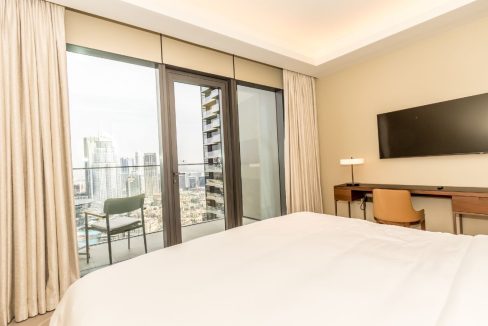 Luxurious 3BR Apartment in Address Opera-14