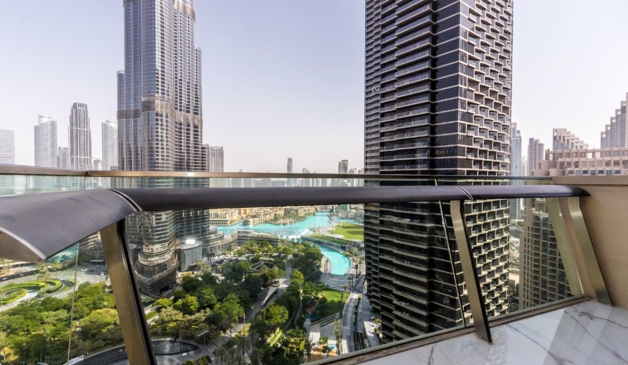2 BR| Fully Upgraded | Burj Khalifa View-17