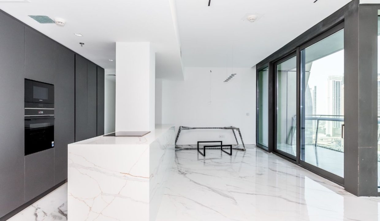 2 BR| Fully Upgraded | Burj Khalifa View-5