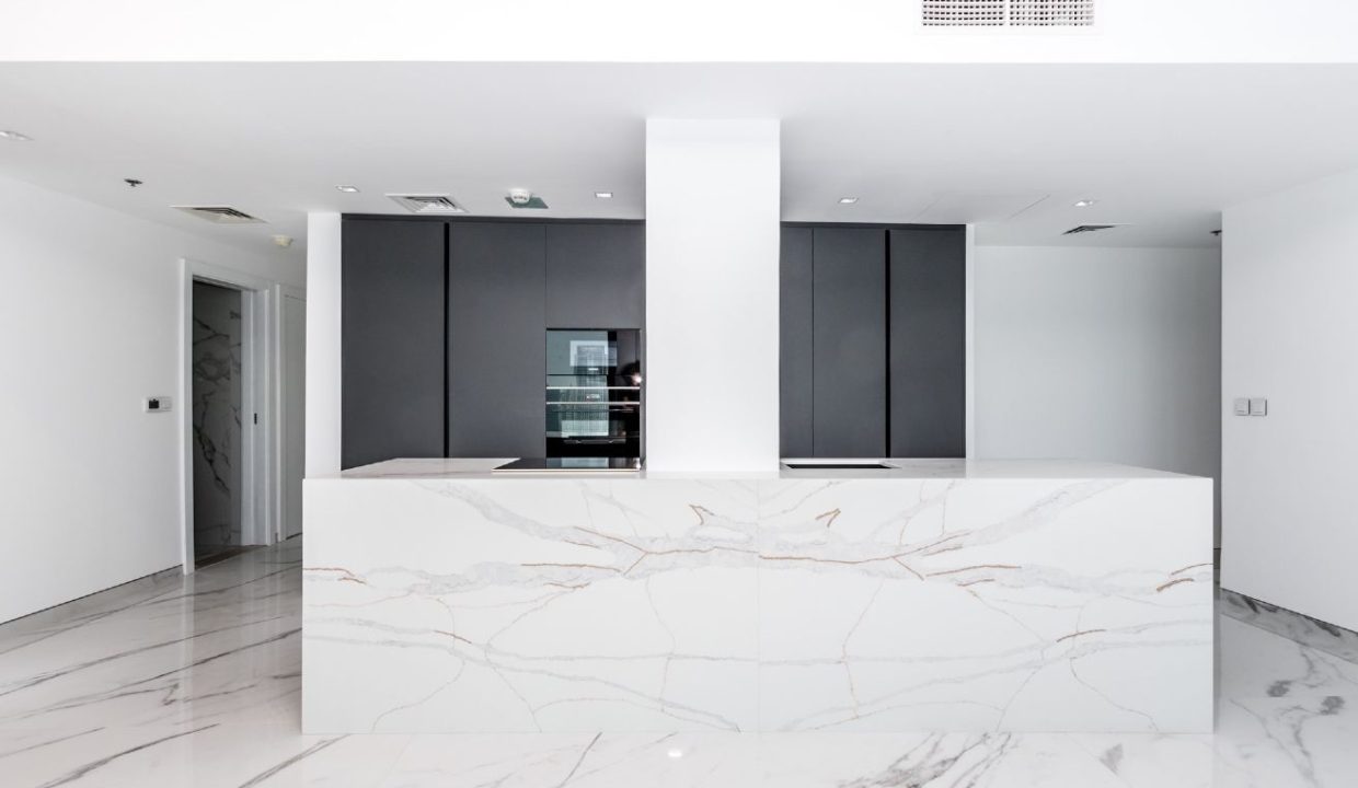 2 BR| Fully Upgraded | Burj Khalifa View-7