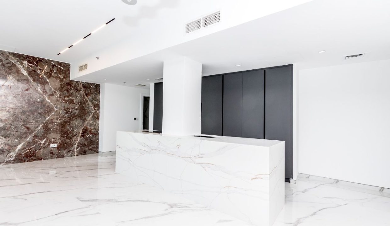 2 BR| Fully Upgraded | Burj Khalifa View-8