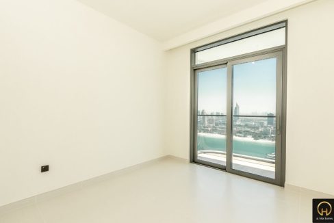 Luxurious 3BR | High Floor | Marina Skyline View-12