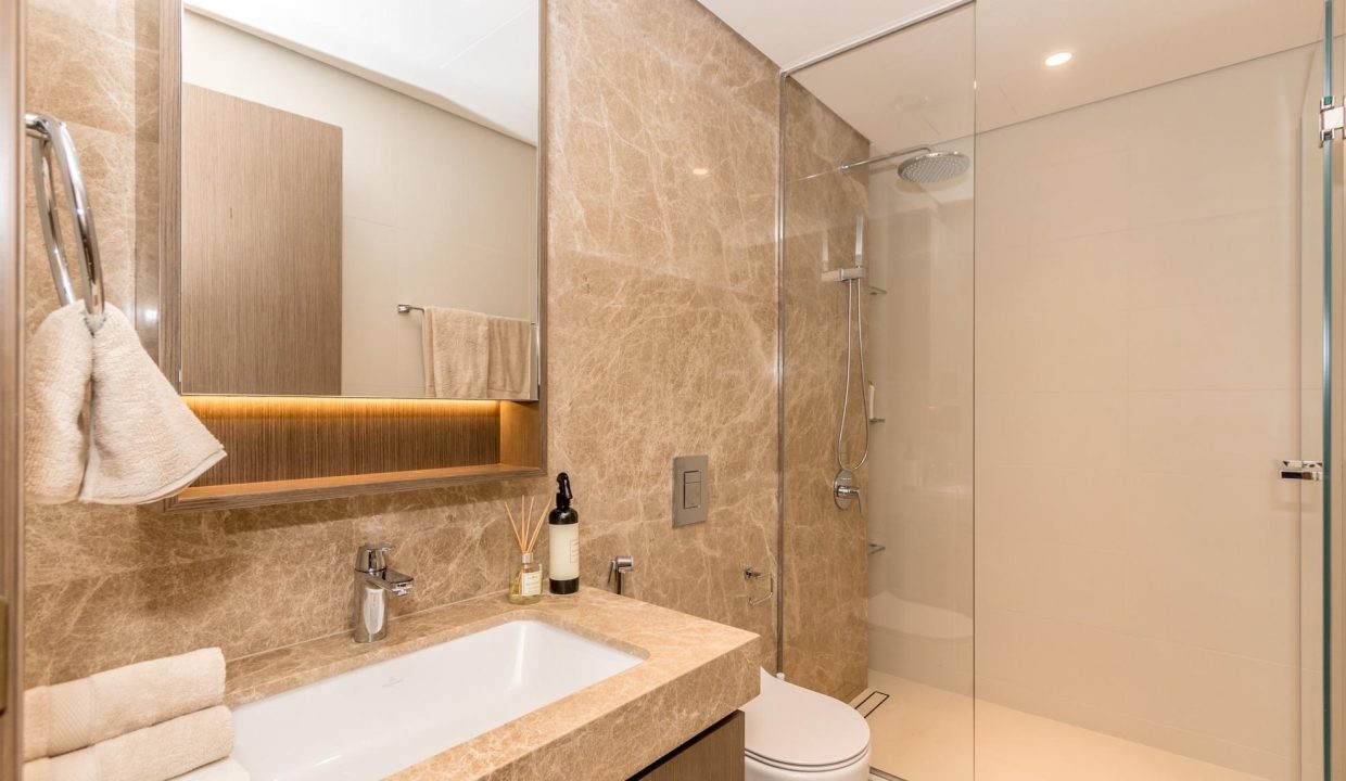 Luxury 1BR Furnished | Sea View | Grand View-25