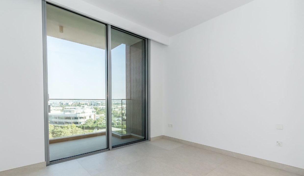 Elegant 1BR Unit in Ellington House-2