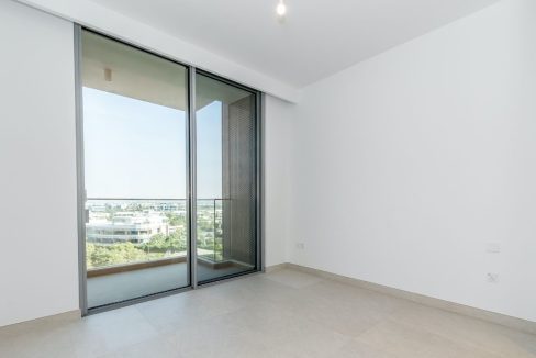 Elegant 1BR Unit in Ellington House-2