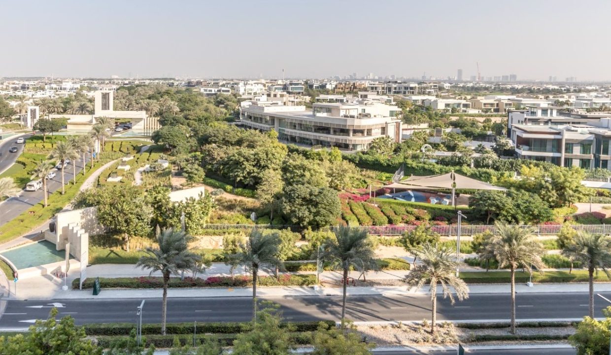 Elegant 1BR Unit in Ellington House-11