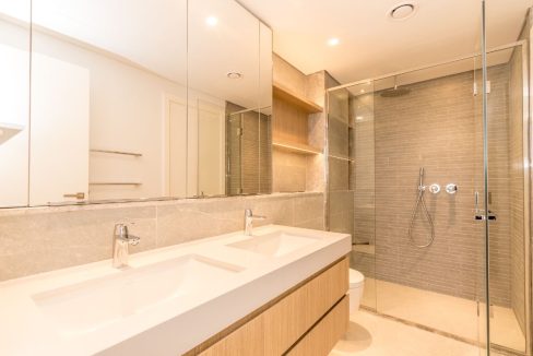 Elegant 1BR Unit in Ellington House-13