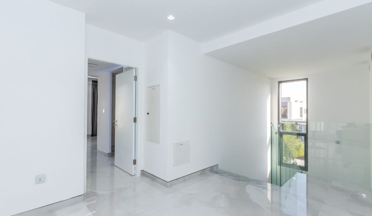 Upgraded Corner Villa | private pool in Sidra-14