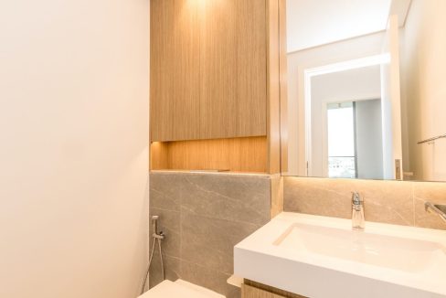 Elegant 1BR Unit in Ellington House-14