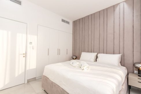 Upgraded Corner Villa | private pool in Sidra-16