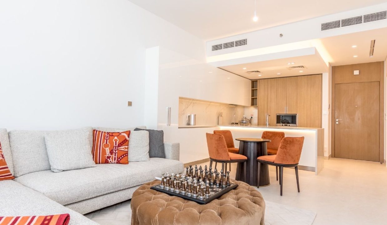Stylish 1-Bedroom Apartment | Ellington House-3
