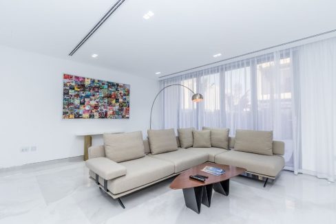 Upgraded Corner Villa | private pool in Sidra-21