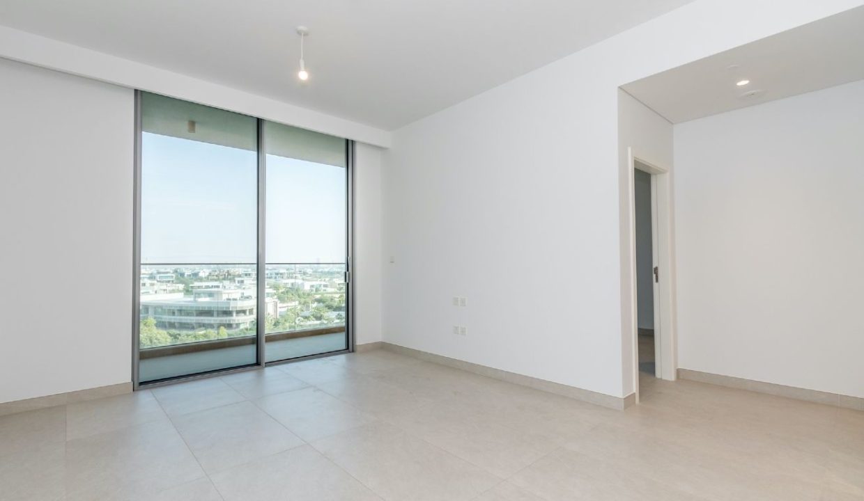 Elegant 1BR Unit in Ellington House-1