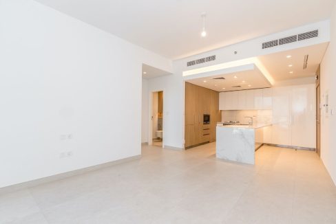 Elegant 1BR Unit in Ellington House-5