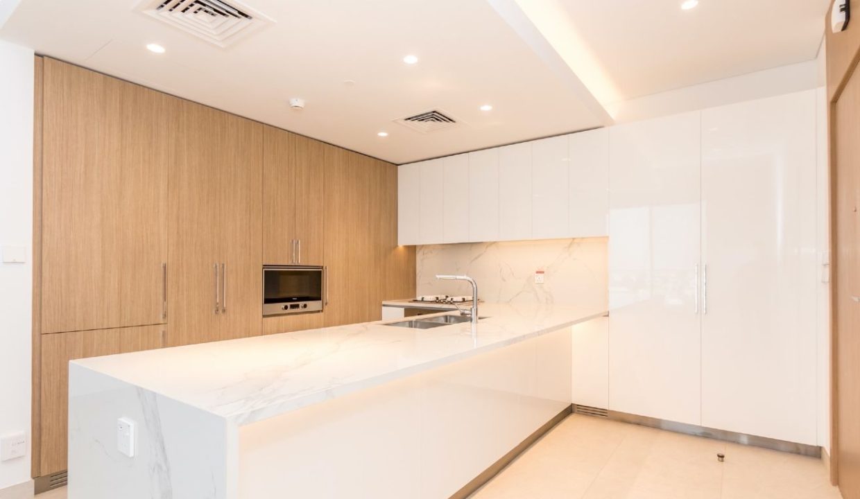 Elegant 1BR Unit in Ellington House-6