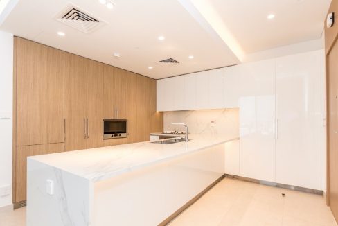 Elegant 1BR Unit in Ellington House-6