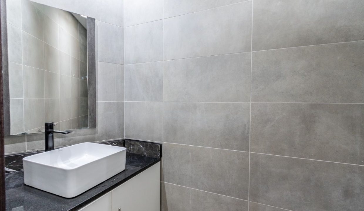 Stunning  2BR with Breathtaking Views-19