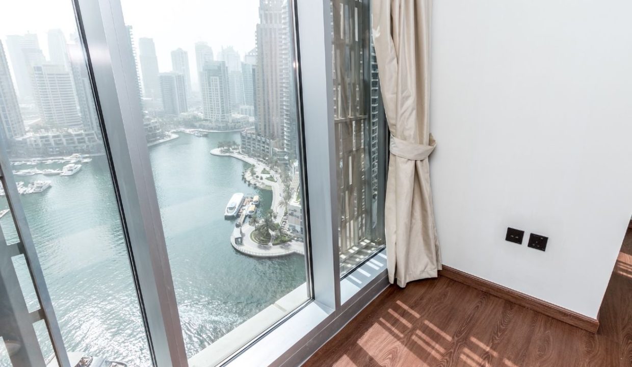 Stunning  2BR with Breathtaking Views-1