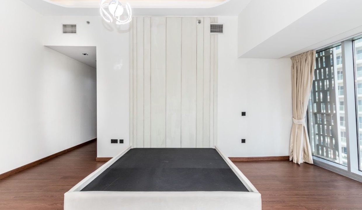 Stunning  2BR with Breathtaking Views-5