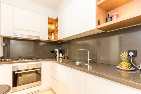 Luxurious 2-Bedroom Apartment in Vida Residence-6