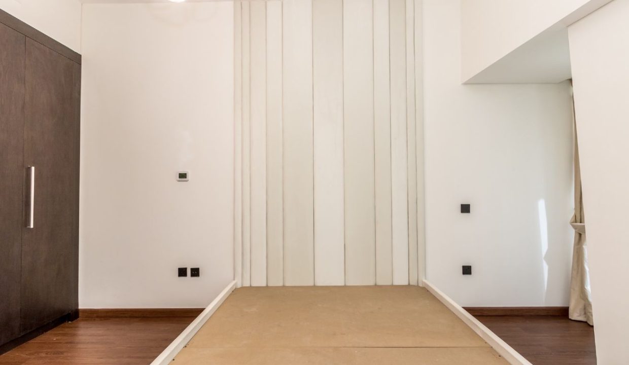 Stunning  2BR with Breathtaking Views-7