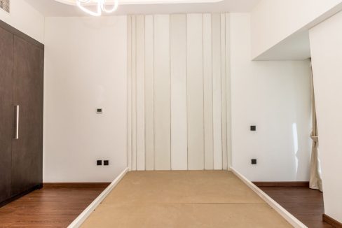 Stunning  2BR with Breathtaking Views-7