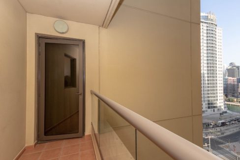 Large 1 Bed Apartment in Shams include the bills-18