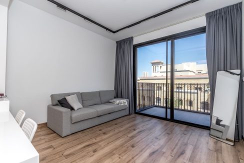 Brand New |1BR With Study Room | Park View-10