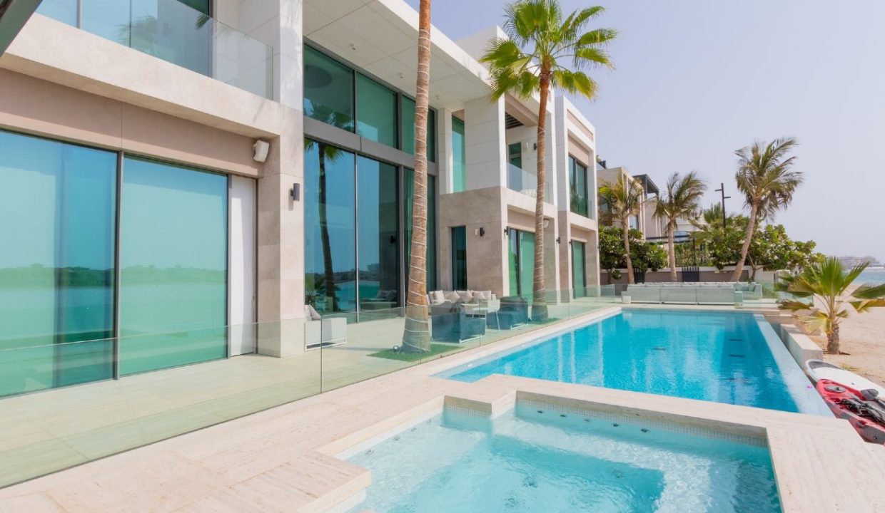 Ultra-Luxury 6BR Villa | Private Beach and Pool-1