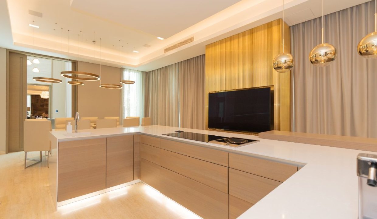 Ultra-Luxury 6BR Villa | Private Beach and Pool-8