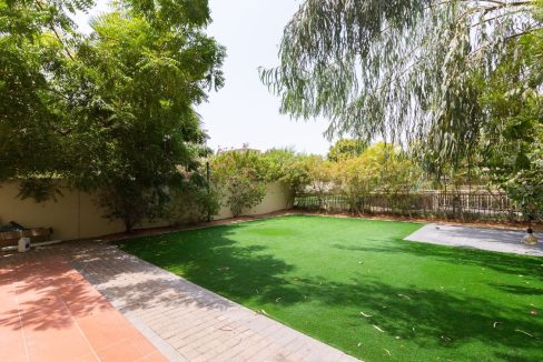 Amazing Lake-View | Fully Upgraded | Lush Garden-27