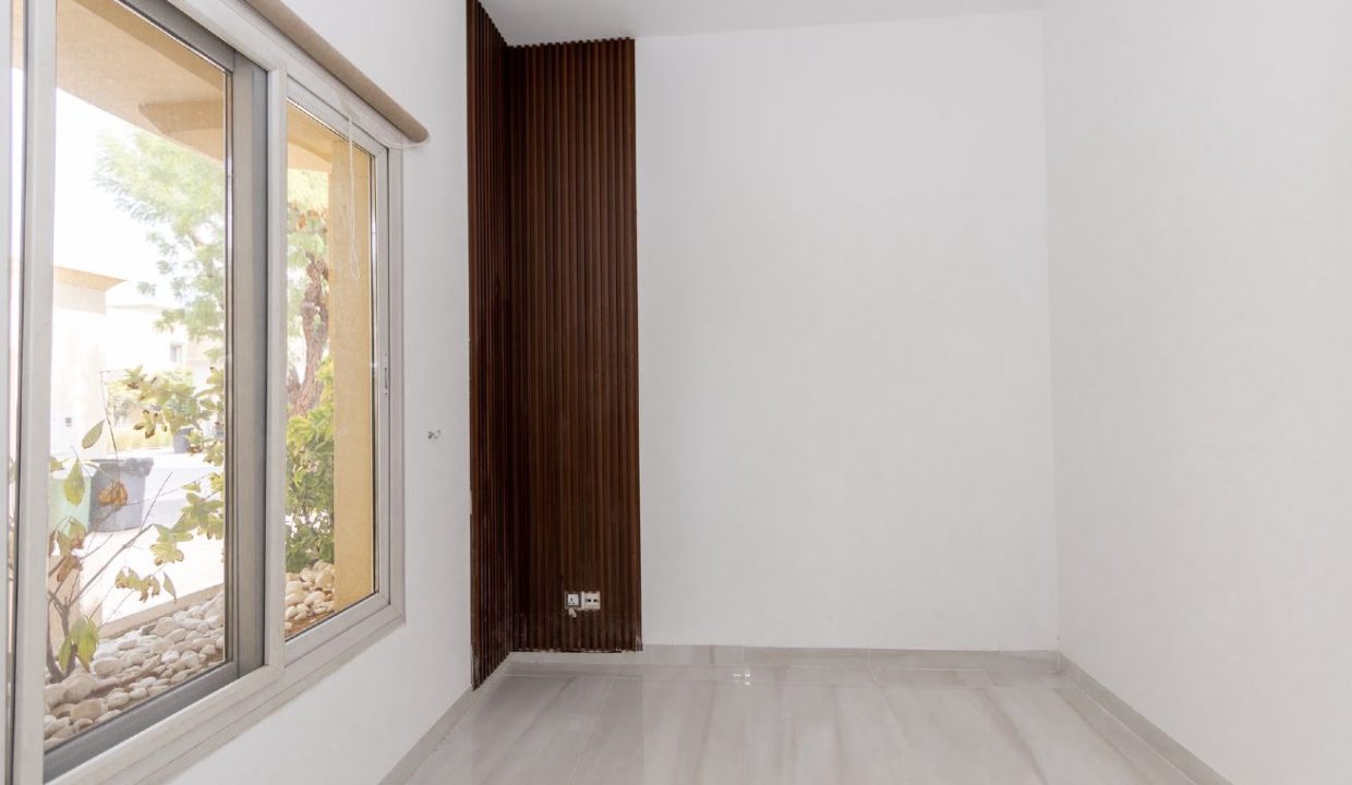 Amazing Lake-View | Fully Upgraded | Lush Garden-7