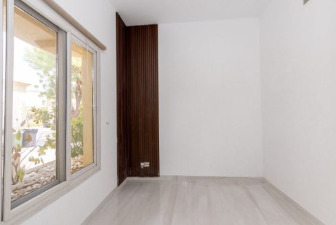 Amazing Lake-View | Fully Upgraded | Lush Garden-7