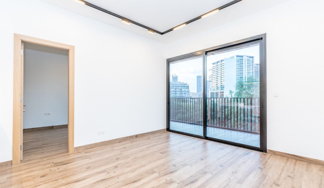 Elegant 2BR in Oakley Square  Residences-2