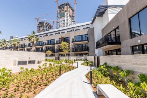 Elegant 2BR in Oakley Square  Residences-22