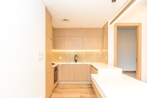 Elegant 2BR in Oakley Square  Residences-6