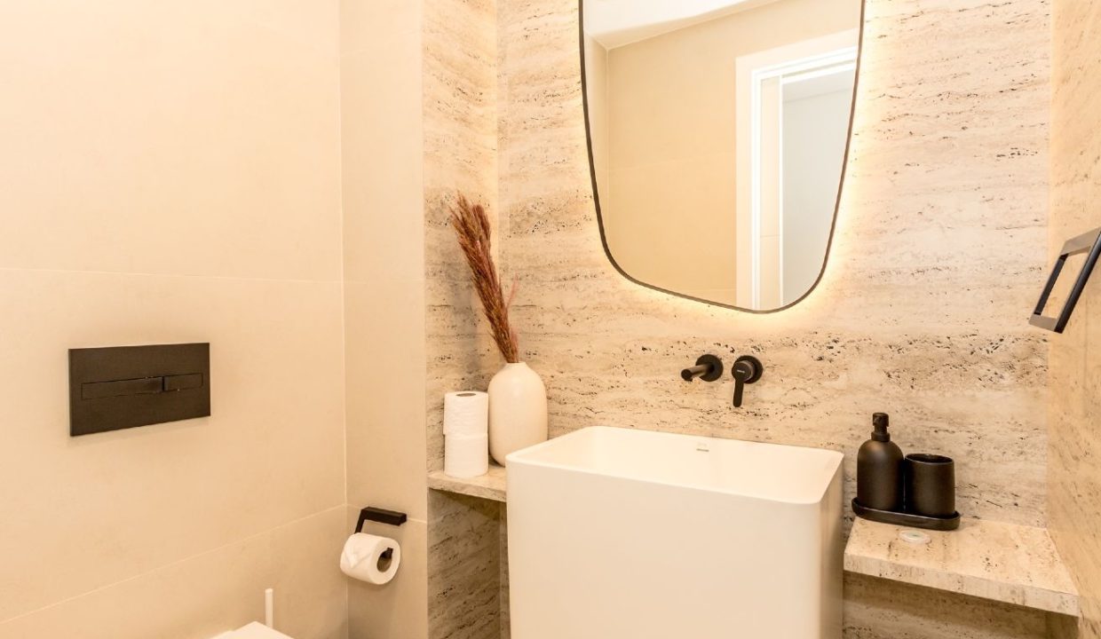 Upgraded 2BR Apartment with Burj Khalifa View-22