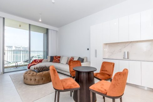 Stylish 1-Bedroom Apartment | Ellington House-11