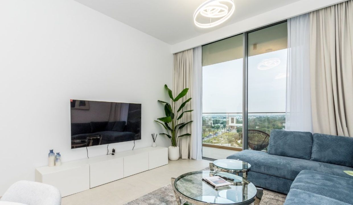 Modern 2BR+M with Top Amenities at Ellington House-11