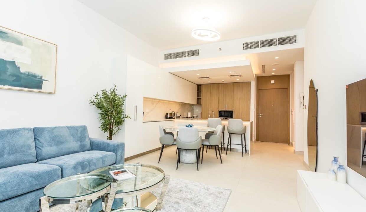 Modern 2BR+M with Top Amenities at Ellington House-13