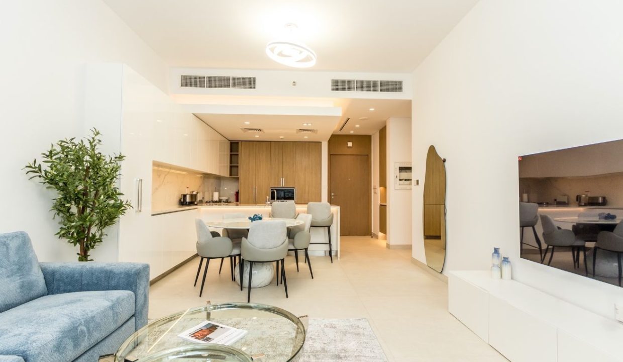 Modern 2BR+M with Top Amenities at Ellington House-14