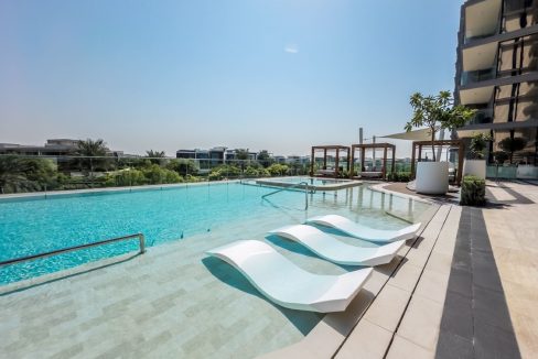 Modern 2BR+M with Top Amenities at Ellington House-25